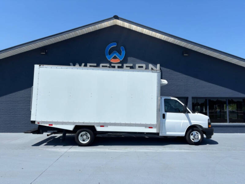 chevrolet express cutaway 2024 1HA3GTF73RN005557 image chevrolet express cutaway 2024 1HA3GTF73RN005557 image